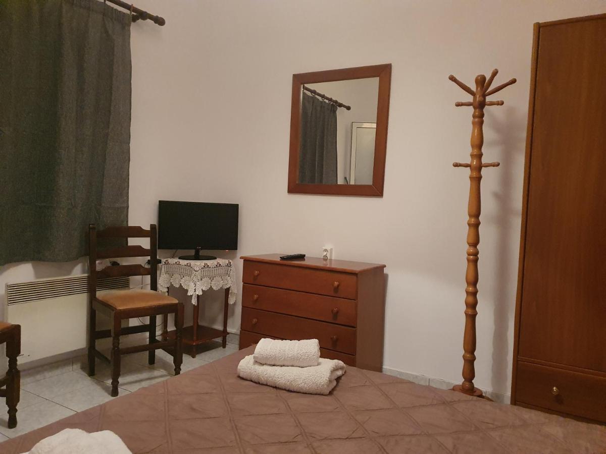 Soullas Apart -Ελλαδα- Apartment Ermoupoli Bagian luar foto