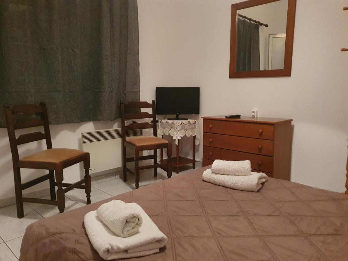 Soullas Apart -Ελλαδα- Apartment Ermoupoli Bagian luar foto