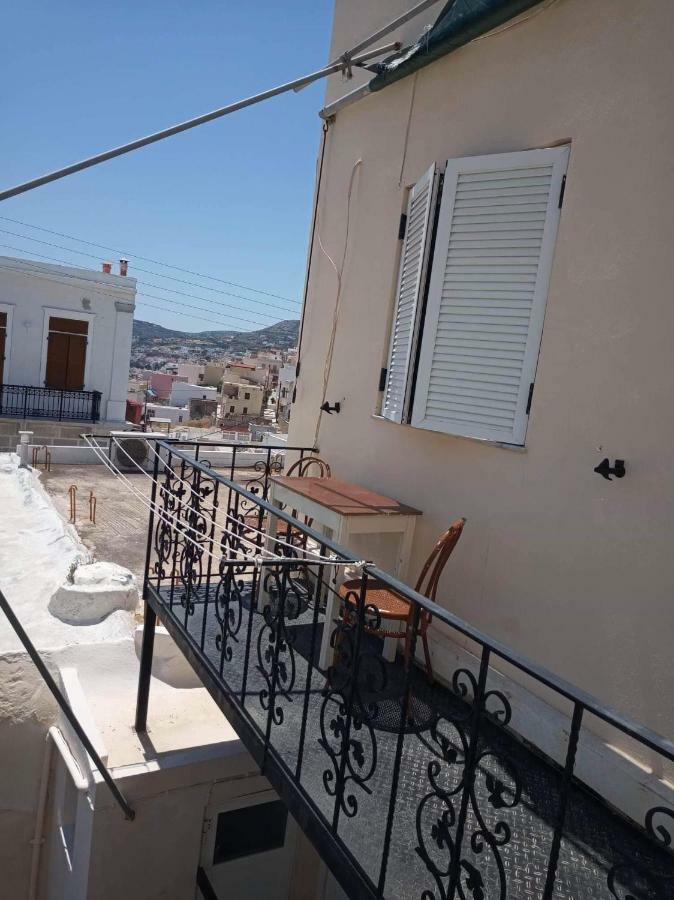 Soullas Apart -Ελλαδα- Apartment Ermoupoli Bagian luar foto